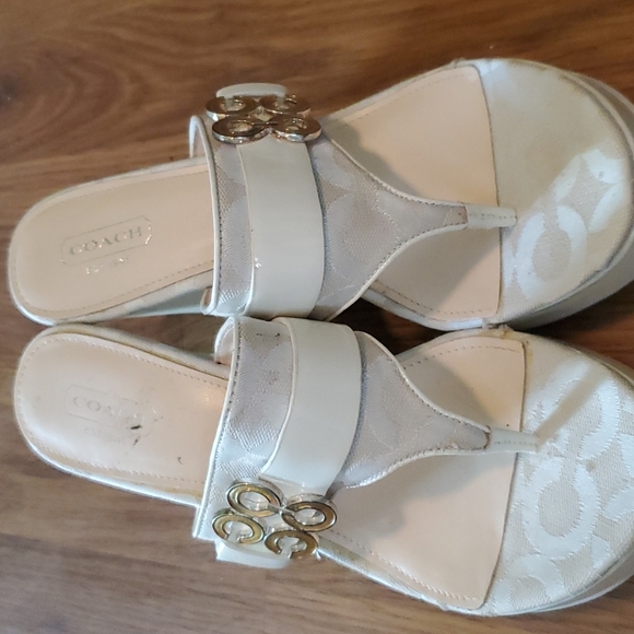 Wedge platform coach 👡 sandals - Picture 2 of 7